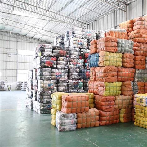 Hissen High Quality Bale Clothes And Clothing Bales Supllier