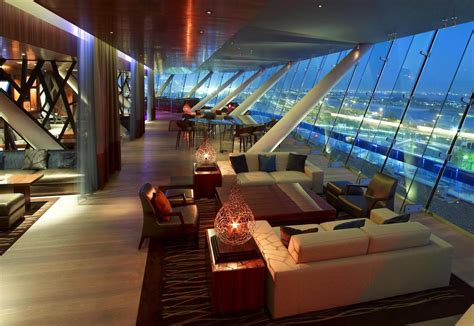 فندق آلوفت أبو ظبي و أهم خدماته أفضل اجابة