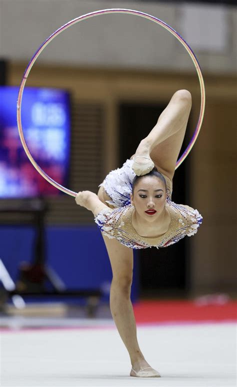 喜田純鈴と大岩千未来、新体操個人で五輪代表内定：写真 読売新聞