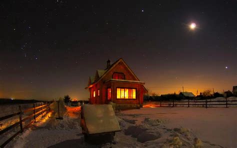 House On Winter Night Image Id 33034 Image Abyss