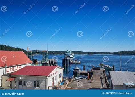 Ferry Arriving Orcas Island Stock Image Image Of Boats Terminal
