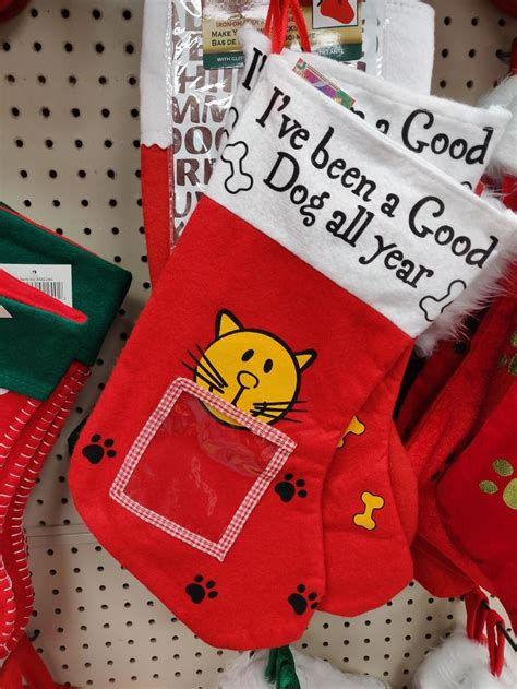 30 Hilarious Christmas Design Fails That Will Make You