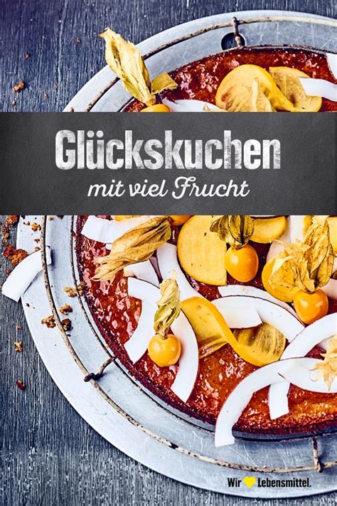Jaaaaa, dieser ist mehr als flüssig. Vollwertig und lecker: Unser Glückskuchen mit viel Frucht ...