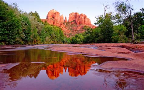 Red Cathedral Red Rock Crossing Sedona Arizona United States Wallpaper