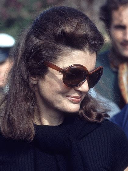 9 Important Beauty Lessons We Learned From Jackie O Allure