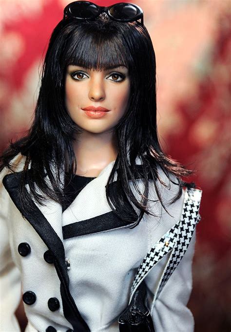 Realistic Celebrity Dolls By Noel Cruz Celebrity Barbie Dolls Barbie Celebrity Celebrities