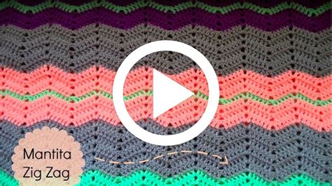 Hay muchos puntos especiales que puedes usar para crear una manta para bebé más compleja. Aprender a hacer una mantita en zigzag de ganchillo para ...