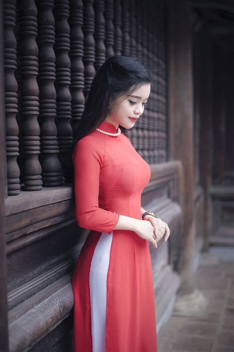 Traditional Ao Dai For Tet