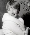 Shirley MacLaine: Películas, biografía y listas en MUBI