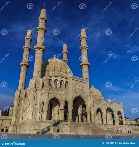 Mezquita En Baku Azerbaijan Foto De Archivo Imagen De Mezquita