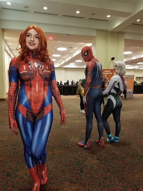 enjoy a nice healthy dump of 36 pics and memes funny gallery cosplay woman superhero