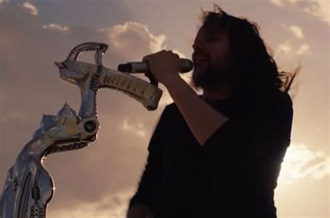 Korn Head To The Desert In Bleak Sci Fi Video For Youll Never Find Me