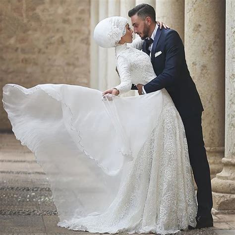 Fashion High Collar Lace Muslim Wedding Dress 2015 A Line White Arabic Wedding Gown Bride