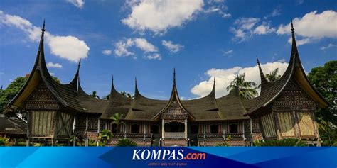 Rumah Gadang Dan Rangkiang Bangunan Tradisional Minangkabau