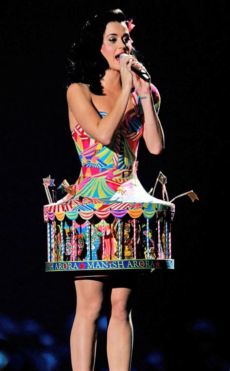 Lollipop Look From Katy Perry Loves Food Themed Outfits