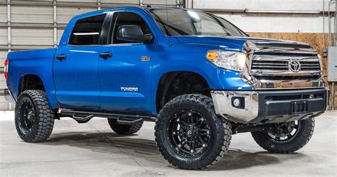 Sold Lifted 2017 Toyota Tundra 4x4 Crewmax Sr5 Stock 8369 Toyota