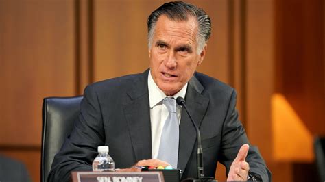 Mitt Romney Explodes On Tulsi Gabbard ‘her Treasonous Lies May Well