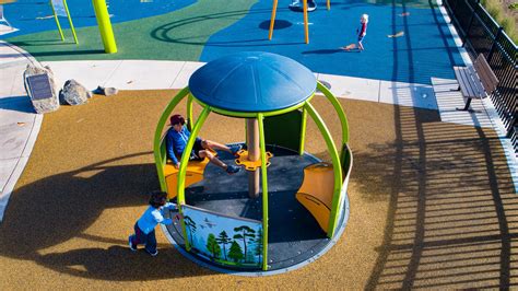 We Go Round® Wheelchair Accessible Themed Play Panels
