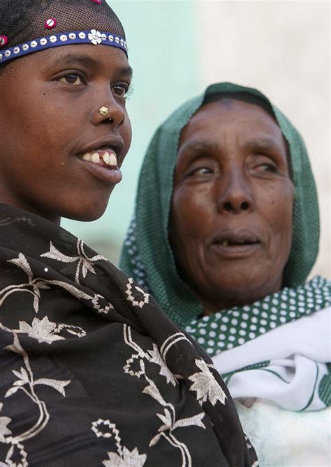 Harari Women Harar Ethiopia Oromo People Ethiopia People