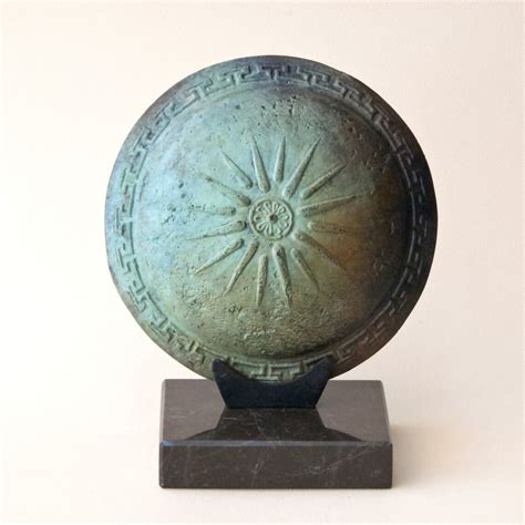 Bouclier de bronze grec antique avec clé grecque et étoile de - Etsy France