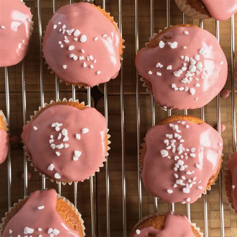 Pink Rhubarb Muffins