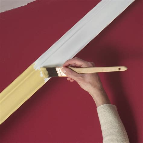Easy Crown Molding Ecm212 25 Inch Peel And Stick Crown Molding