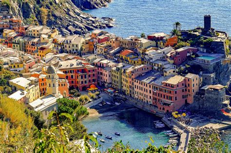 Cinque Terre na Itália conheça a beleza particular das cinco vilas da costa da Ligúria