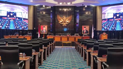 DPRD DKI Jakarta Gelar Rapat Paripurna Pengumuman Pemberhentian Anies