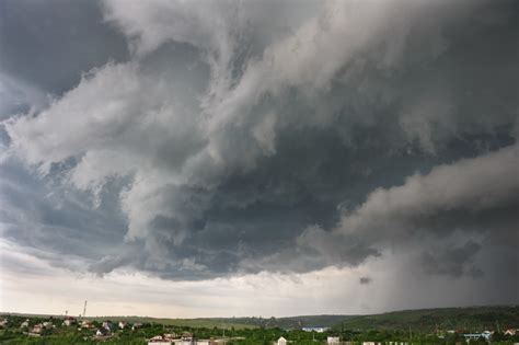 Today, a barrie type storm would have a 90% chance of having a watch out hours. Tornado watch in effect: Environment Canada - BarrieToday.com