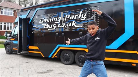 Giant Gaming Party Bus Came To My House Uohere
