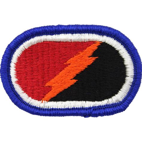 Us Army 25th Infantry Division 4th Brigade Stb Oval Patch Usamm