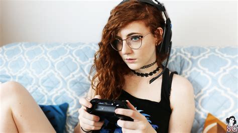 Two Nerdy Gamer Hotties Telegraph