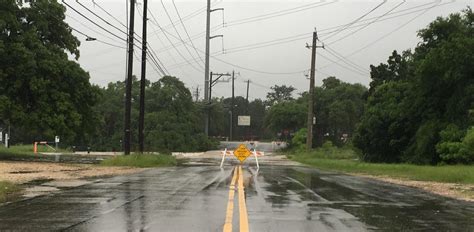 Here's the latest from the national weather service's austin/san antonio office twitter feed Flash Flood Warnings; Austin Schools Open Late, Others ...