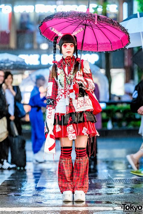 harajuku girl in punk gothic handmade fashion acdc rag and yosuke usa