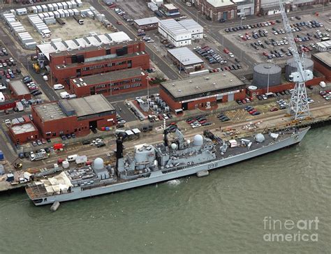 Destroyer Hms York Portsmouth Naval Base England 2007 Photograph By