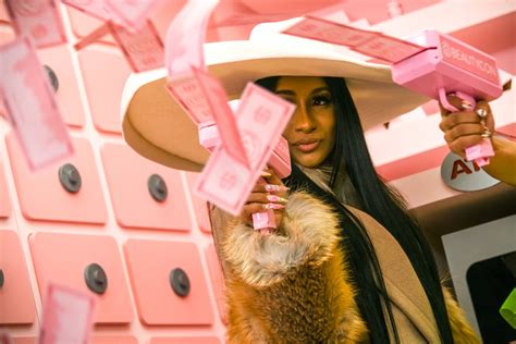 Cardi Bs Tips For Making ‘money Moves The New York Times