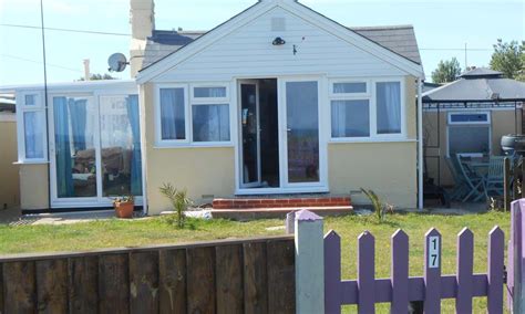 Cosy Norfolk Beach Holiday Bungalows With Gorgeous Sea View