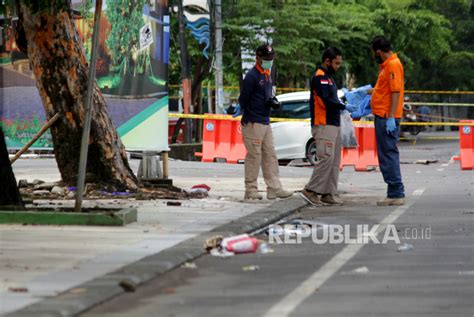Menebak Motif Di Balik Bom Bunuh Diri Makassar Republika Online