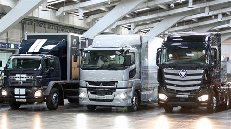 Daimler Welt Trucks Auch über Asien gehen Sterne auf