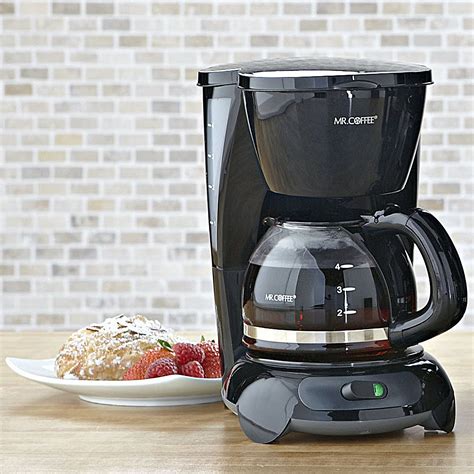 Coffee ecmp50 espresso/cappuccino maker brings you the ability to create and enjoy coffeehouse cappuccinos and espressos at your home's comfort. Mr. Coffee 29292911 4-Cup Switch Coffee Maker - Black