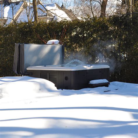 We Show You How To Prepare Your Hot Tub For Winter