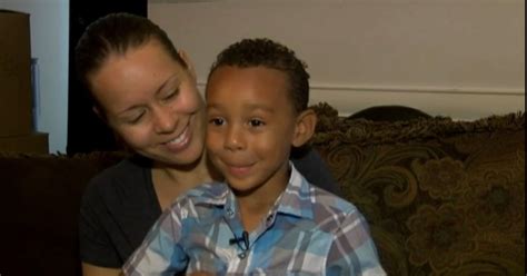 4 year old calmly calls 911 when mom passes out