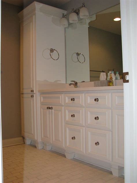 This free woodworking plans and projects category lists woodworking plans offered by other woodworking web sites. Bathroom vanity with linen closet and feet | Custom ...