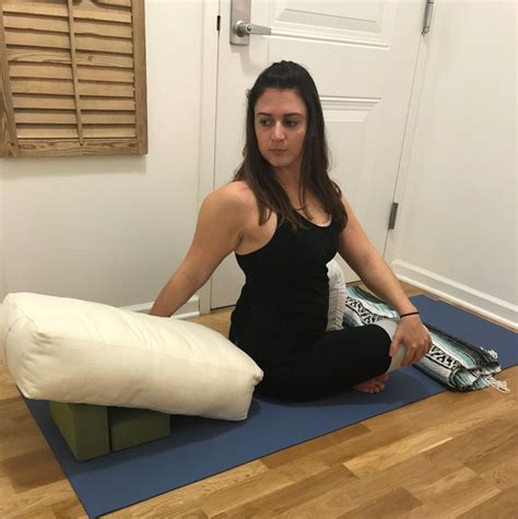 50 Min Restorative Yoga Sequence For Slowing Down This Fall