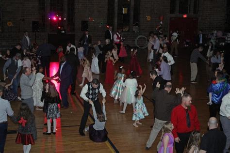 Father Daughter Dance Returns To Lynchburg In February Wset