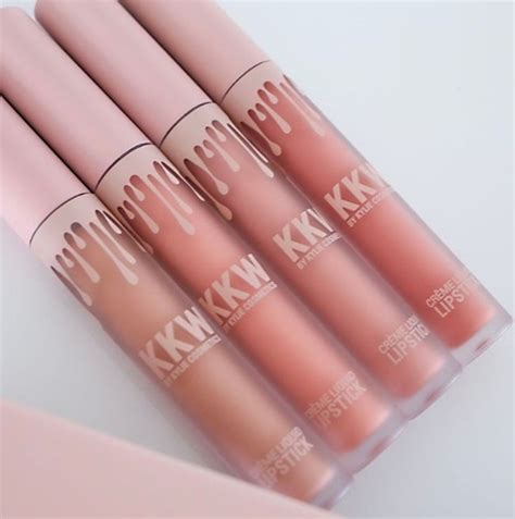 รีวิว Kkw X Kylie Cosmetics ลิปโทนนู้ด 4 สี คอลเลคชั่น คิม คาร์ดาเชียน