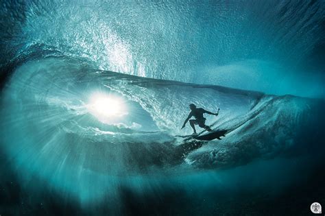 Story Behind The Wave Underwater Photography Guide