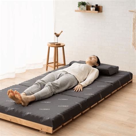 Our top 8 japanese futon reviews will help you find the right floor mat for support and ultimate comfort in a minimalist style. Solid Pine Wood Slatted Platform Bed Frame for Japanese ...