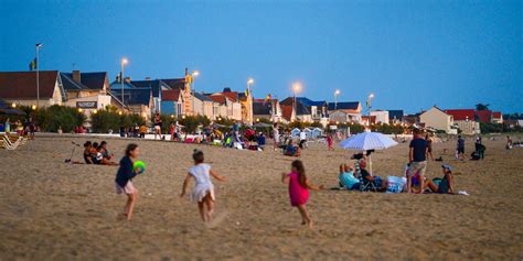 sunset on the beach one of the most beautiful activities in chatelaillon l office de tourisme