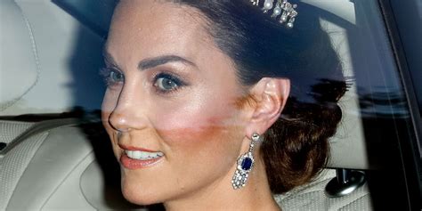 Kate Middleton Wears White Alexander Mcqueen Gown For State Banquet